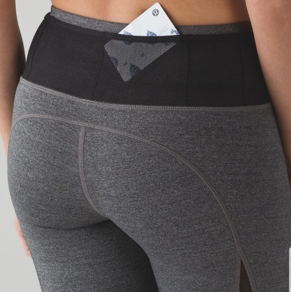 Lululemon Run Around Tight Size 4 - Picture 3 of 8